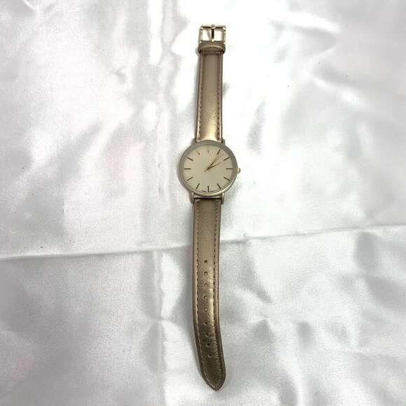 Minimalist Unisex Gold Leather Analog Watch With QRTZ Japanese Movement - Picture 7 of 9